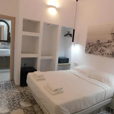 Ameno Hotel *